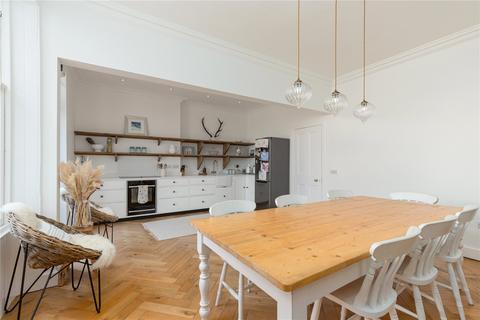 112 Comiston Drive, Edinburgh, EH10 5QU