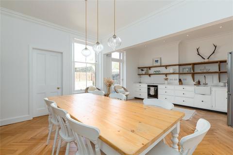 112 Comiston Drive, Edinburgh, EH10 5QU