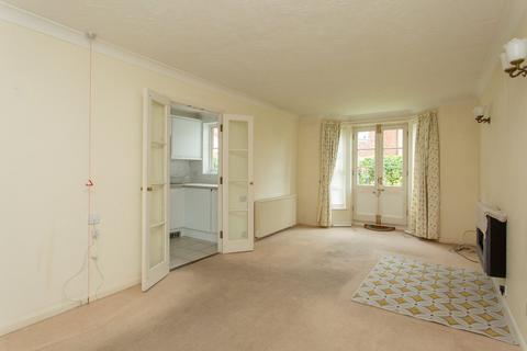 2 bedroom flat for sale, Station Road West, Canterbury, Kent, CT2