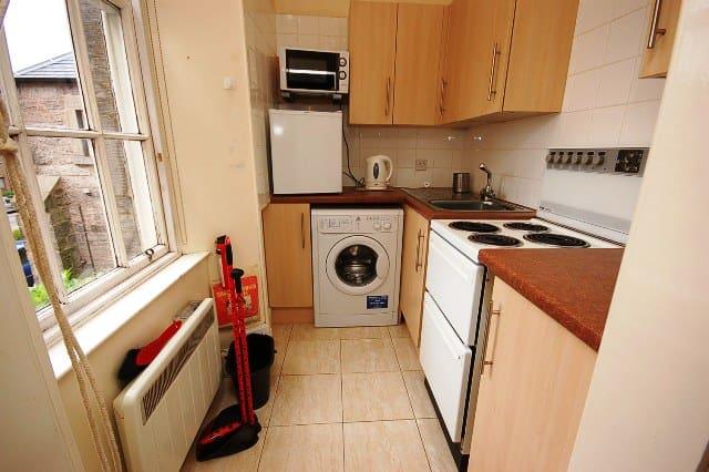 Apartment in Edinburgh, The Grange - View 2