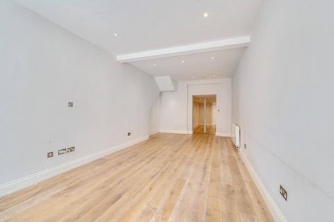1 bedroom flat for sale, Greyhound Road, Barons Court, London, W6