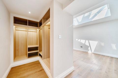 1 bedroom flat for sale, Greyhound Road, Barons Court, London, W6