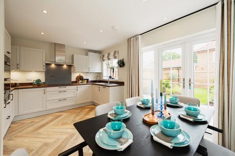 4 bedroom semi-detached house for sale, Wisteria Gate , Romsey SO51