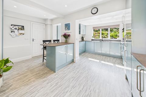 6 bedroom detached house for sale, Astley Road, Hemel Hempstead, HP1