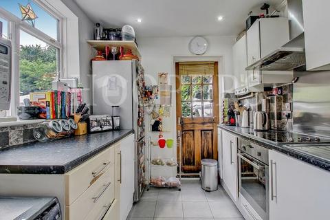 1 bedroom maisonette for sale, Braemar Avenue, London, NW10