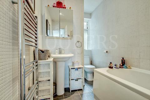 1 bedroom maisonette for sale, Braemar Avenue, London, NW10