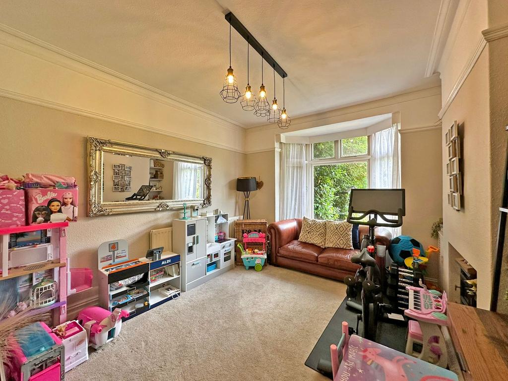 Dining/Play Room