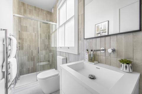 1 bedroom flat for sale, Portobello Road, North Kensington, London