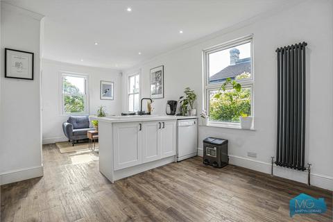 82a Marlborough Road, London, N22 8NN