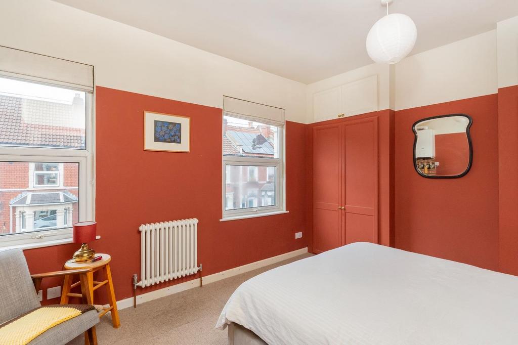 3 D4 PHD - Bedroom D.jpg
