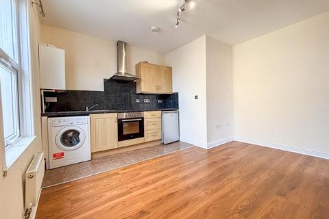 2 bedroom flat to rent, BPC02157 Ashley Down Road, Bristol