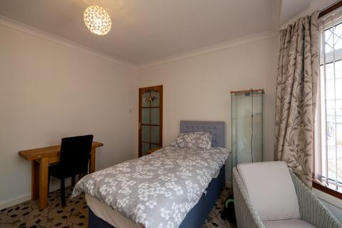 5 Auldbar Road, Glasgow, G52 1JJ