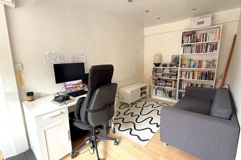 48 Dacer Close, Birmingham, B30 3BZ