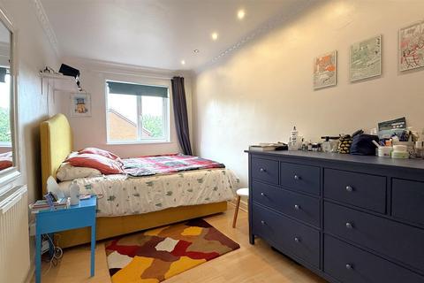48 Dacer Close, Birmingham, B30 3BZ