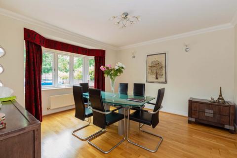 Wainscot School Lane, Stoke Poges, Slough, SL2 4QA