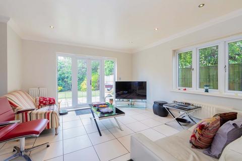 Wainscot School Lane, Stoke Poges, Slough, SL2 4QA