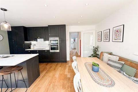 39 Badger Gate, Threshfield, Skipton, BD23 5EN