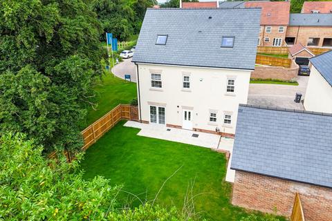 5 bedroom detached house for sale, Wisteria Gate, Romsey SO51