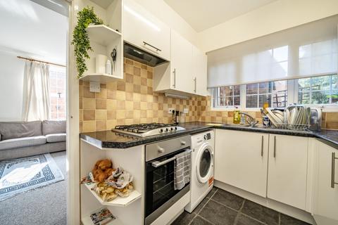 5a Cross Keys Yard, Sleaford, NG34 7DH