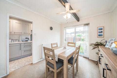 2 bedroom house for sale, Riverdale Road, Hanworth TW13