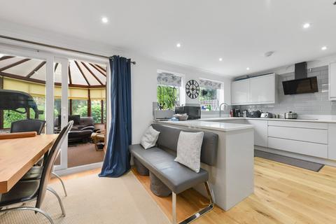 10 Redding Close, Dartford, DA2 6NB
