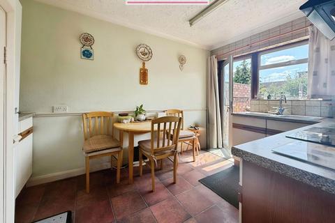 3 bedroom semi-detached house for sale, Fens Way, Hextable, Swanley, Kent, BR8