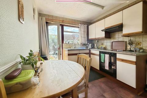 3 bedroom semi-detached house for sale, Fens Way, Hextable, Swanley, Kent, BR8