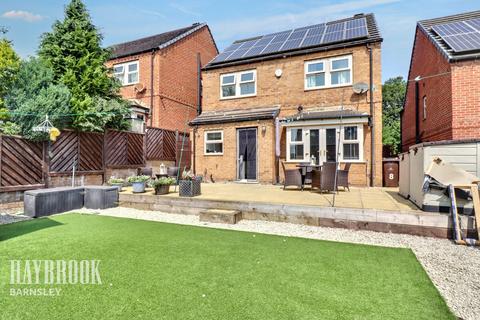 4 bedroom detached house for sale, West Green Avenue, Barnsley