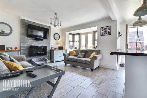 4 bedroom detached house for sale, West Green Avenue, Barnsley