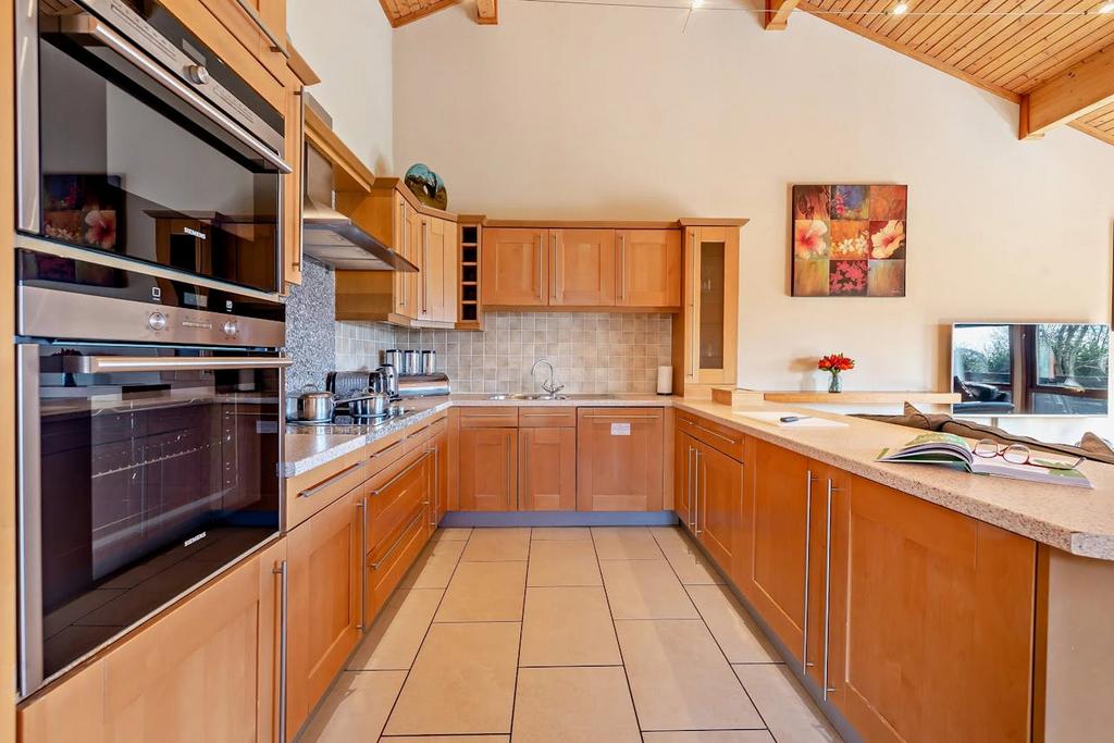 Golf View 3 Large2.jpg