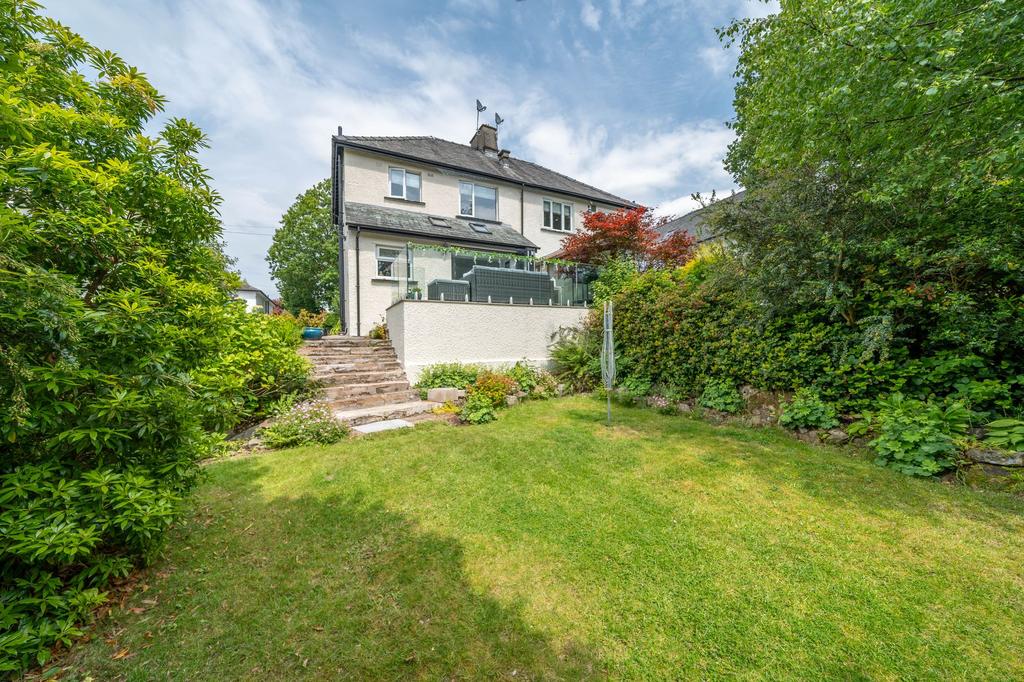 Rear garden & rear exterior