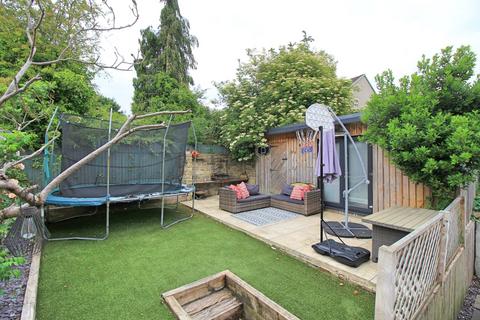 11 Crosley View, Bingley, BD16 4QZ