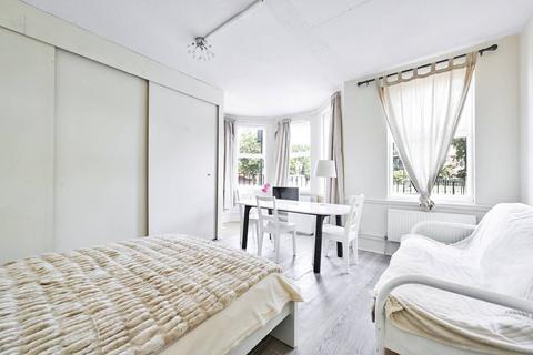 1 bedroom flat to rent, Talgarth Road, Barons Court, London, W14