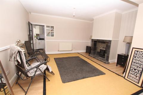 2 bedroom terraced house for sale, Highfield Road, Idle