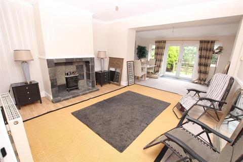 2 bedroom terraced house for sale, Highfield Road, Idle