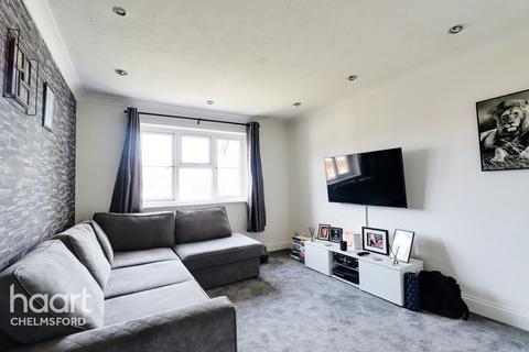 1 bedroom apartment for sale, Thornborough Avenue, CHELMSFORD