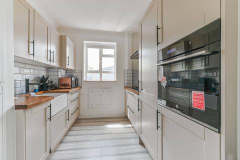 2 bedroom flat for sale, Kingswood Estate, Dulwich, London, SE21