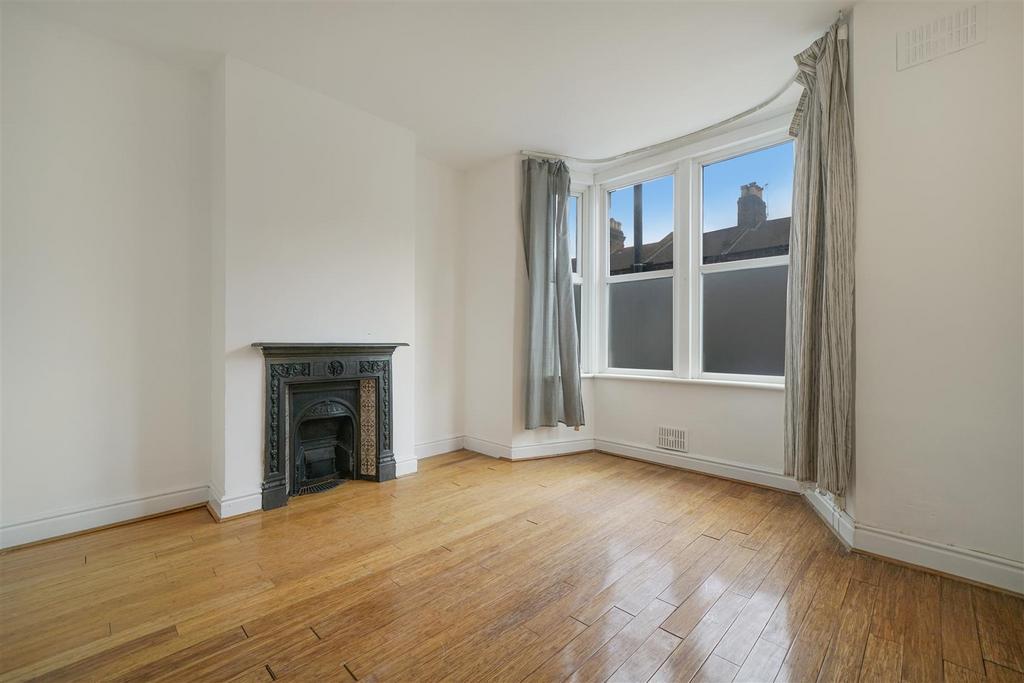 Principle bedroom
