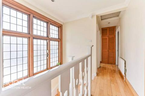 4 bedroom semi-detached house for sale, Green Lane, Thornton Heath