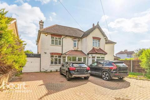 4 bedroom semi-detached house for sale, Green Lane, Thornton Heath