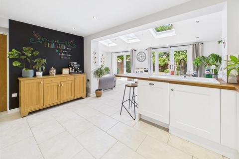 65 Alders Green, Gloucester, GL2 9HJ