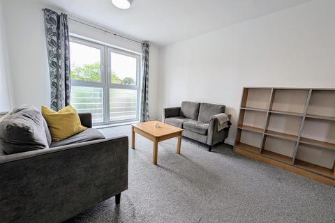 2 bedroom apartment to rent, The Sidings, Crown Street