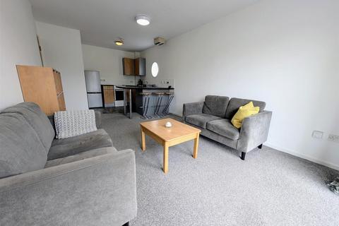 2 bedroom apartment to rent, The Sidings, Crown Street