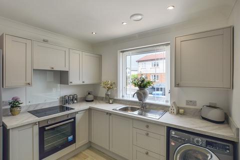 39 Caledonia Crescent, Ardrossan, KA22 8LW