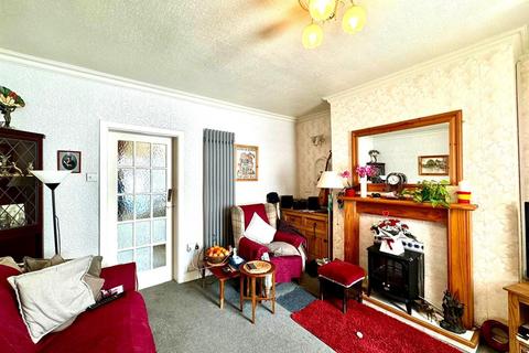 2 bedroom terraced house for sale, Ripponden Road, Oldham