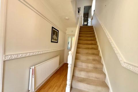 undefined, Fieldhead Road, Hoyland, S74 9AT