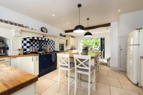 undefined, Main Street, Bretforton, Evesham, Worcestershire, WR11