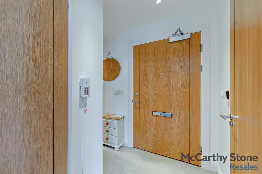 8650578-interior15-800.jpg