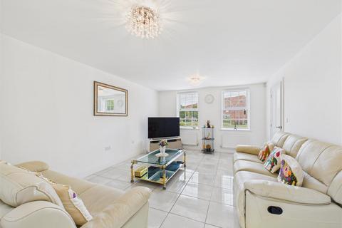 undefined, Field View Drive, Hessle