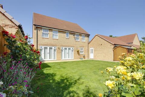 undefined, Field View Drive, Hessle